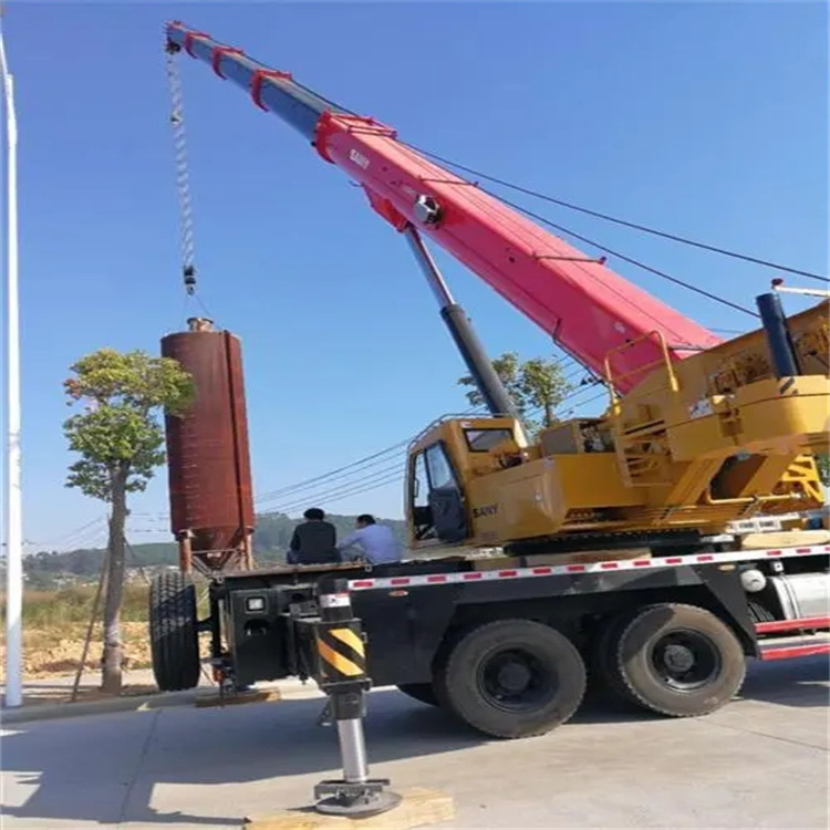 郧阳专业吊车租赁多少钱