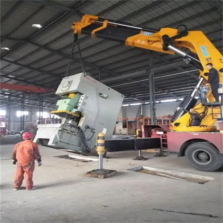 郧阳80吨折臂吊车出租附近电话